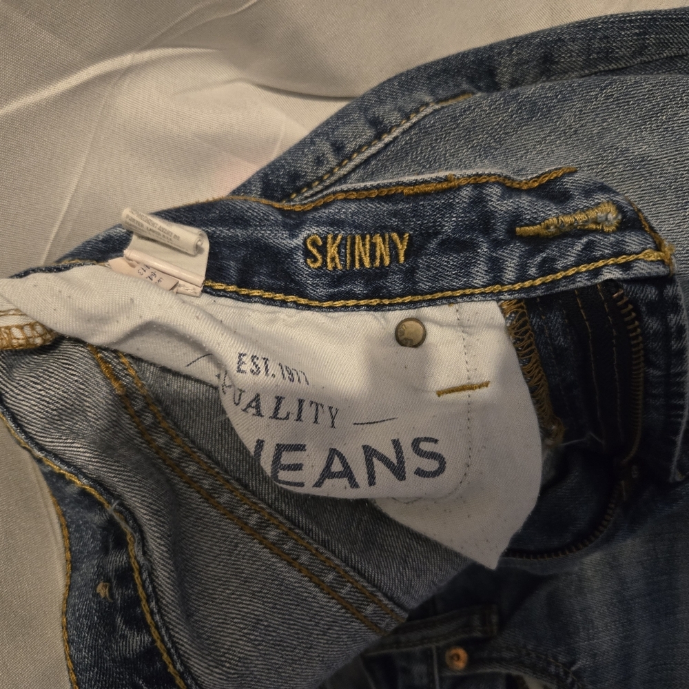 Men's Blue Jeans - Picture 2 of 5
